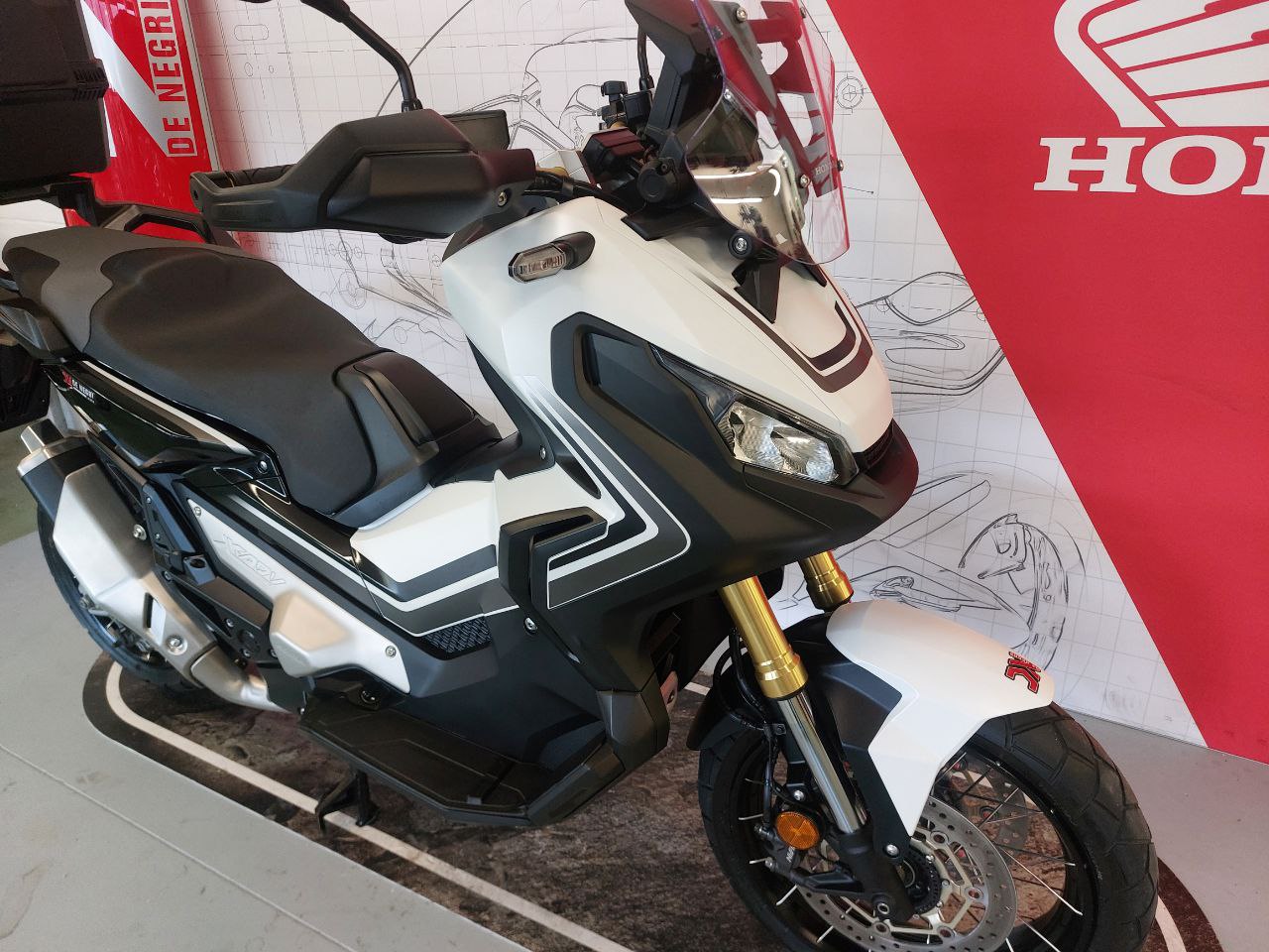 HONDA-XADV-750-2018-44000KM-5-1