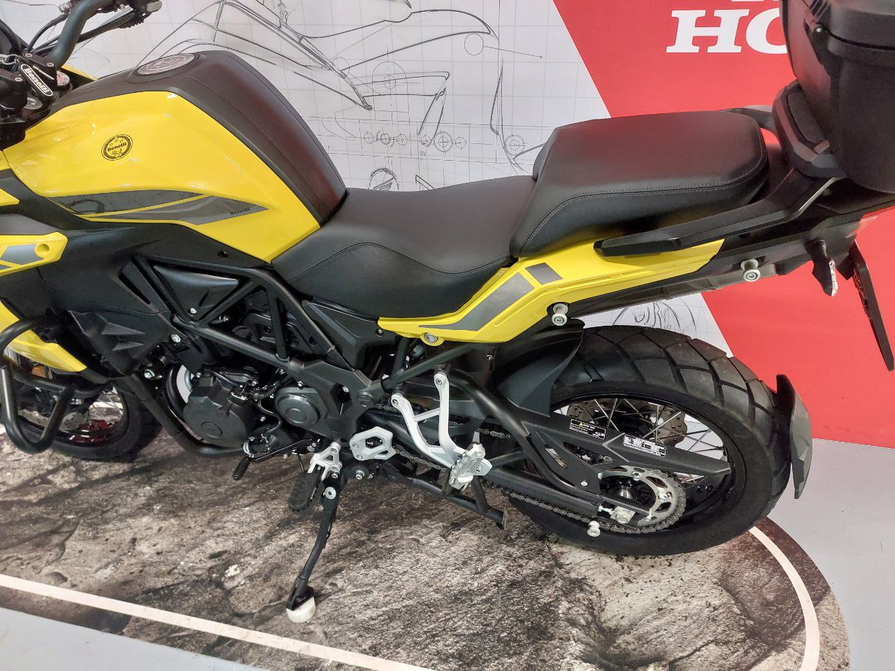 BENELLI TRK 502 X GIALLO 2021 (3)