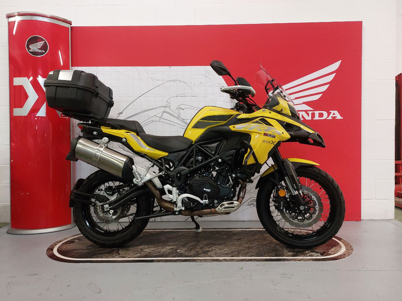 BENELLI TRK 502 X GIALLO 2021 (7)