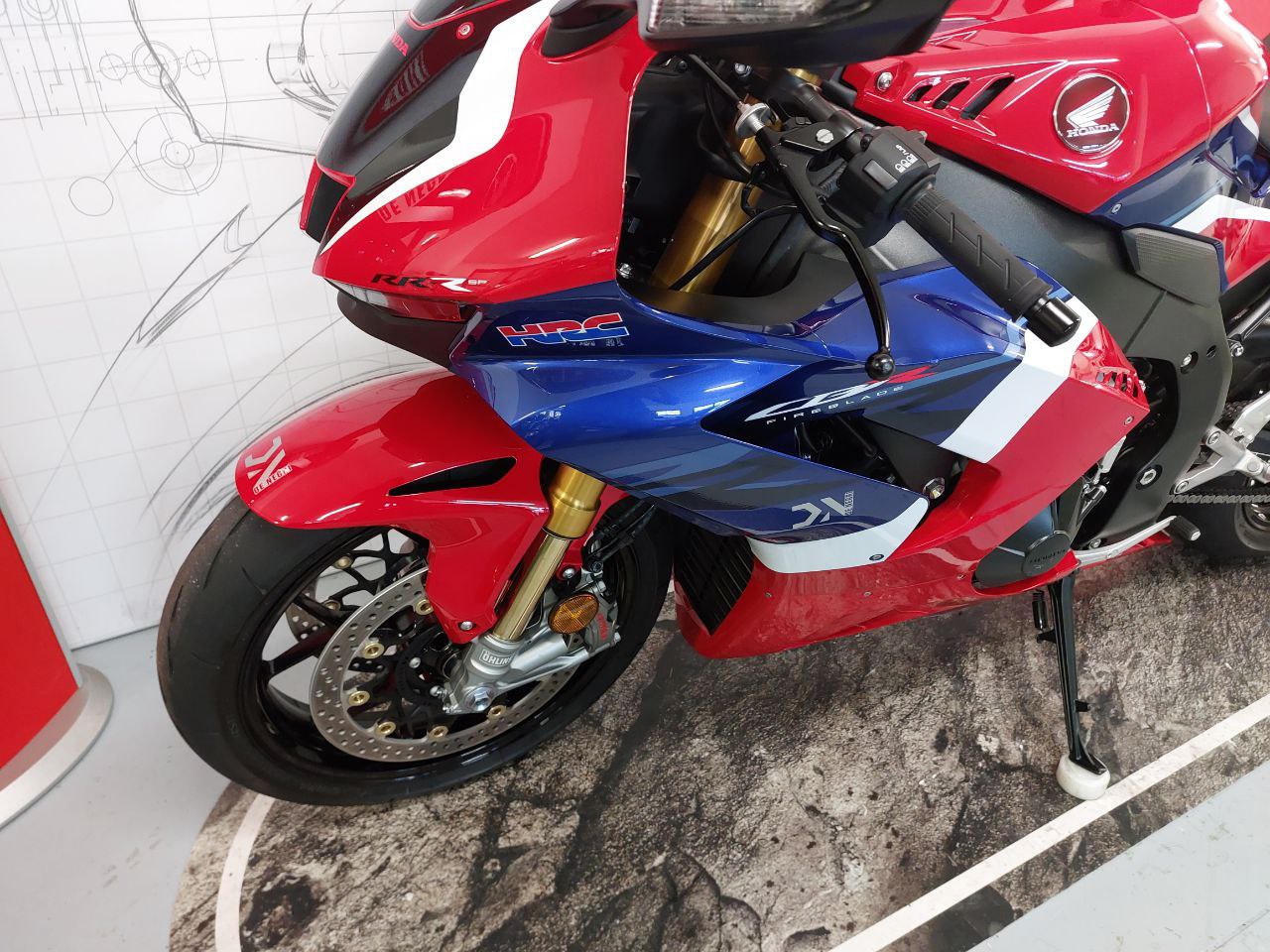 CBR1000RR-R SP HRC (2)