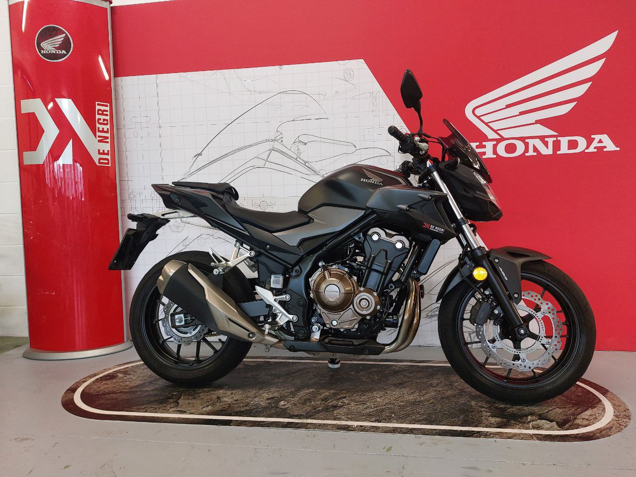 HONDA CB500F 2022 4900EUR CON CUPOLINO (7)