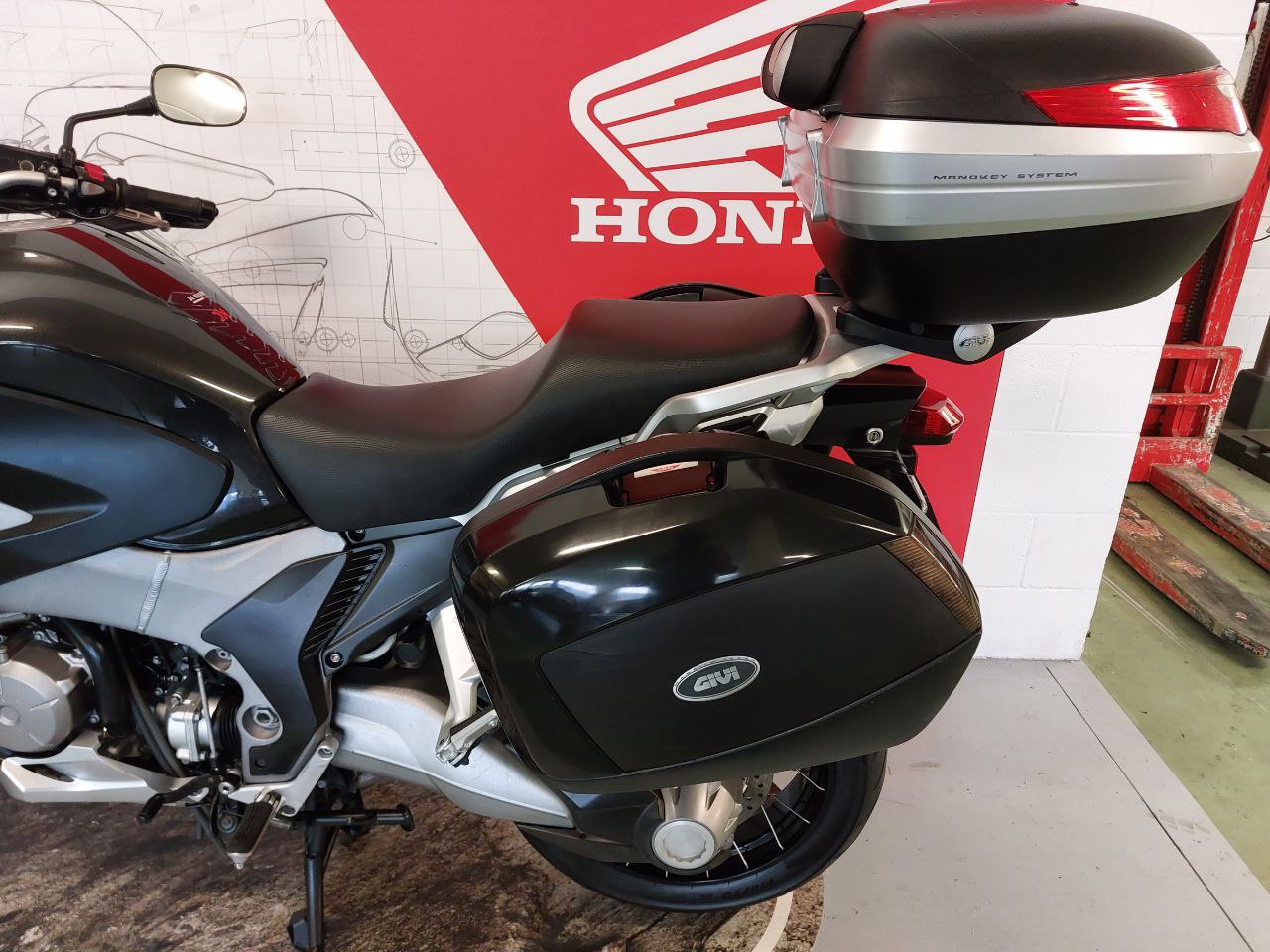 HONDA CROSSTOURER VFR1200X 2012 MAN (3)