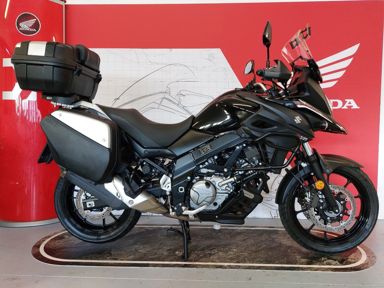 SUZUKI V-STROM 650 2018 6300EUR (7)