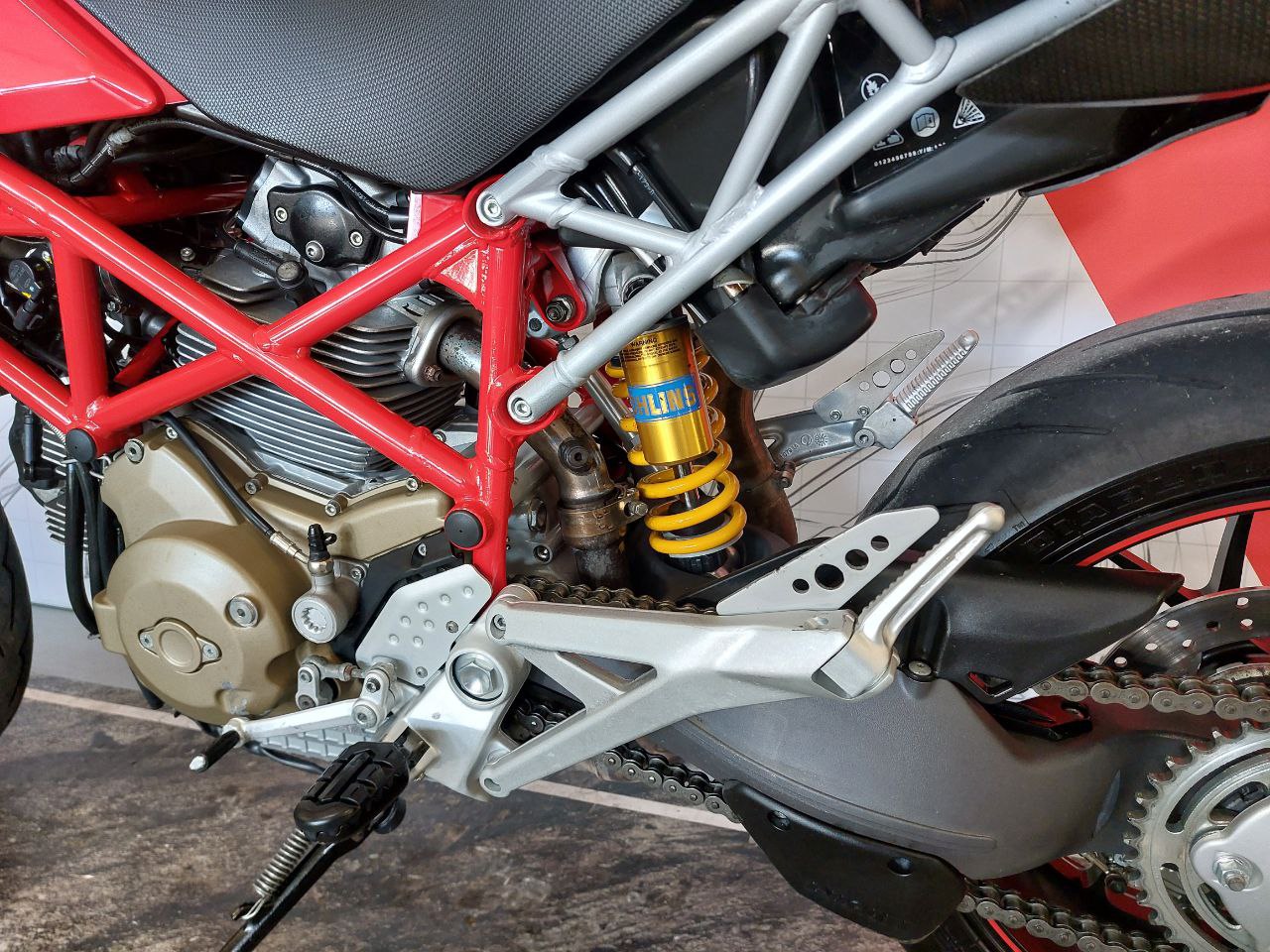 DUCATI HYPERMOTARD 1100 S 5200EURO (4)