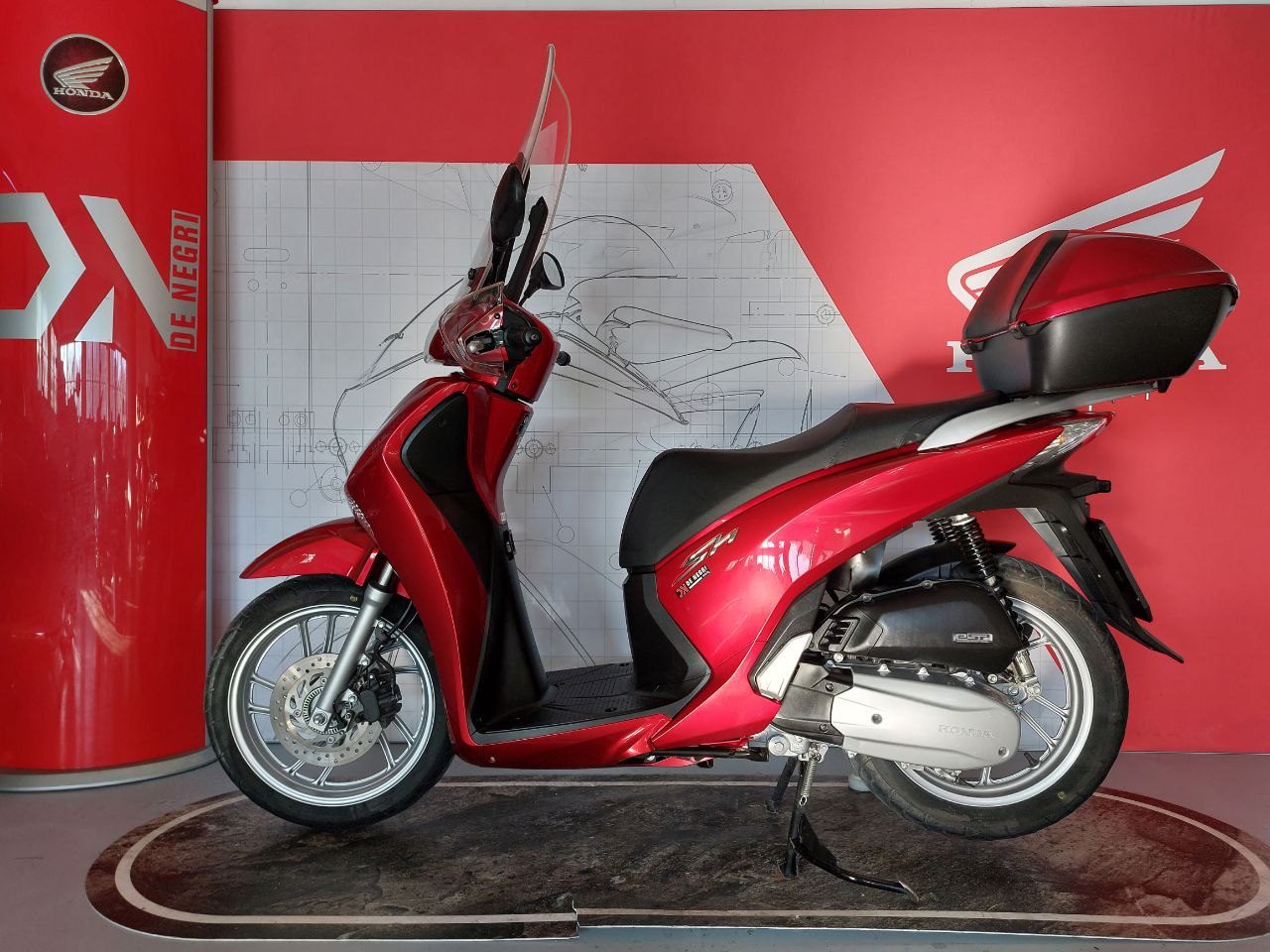 HONDA SH 150 ROSSO 2013 1800EURO (2)