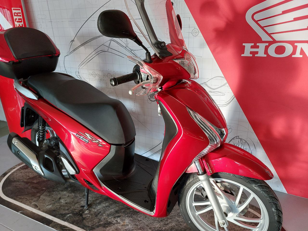 HONDA SH 150 ROSSO 2013 1800EURO (5)