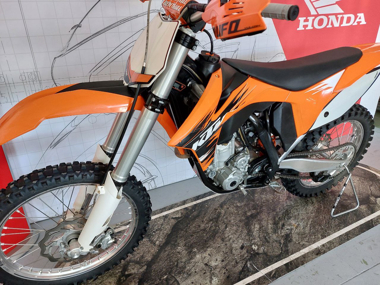 KTM SXF350 2011 15 ORE (4)