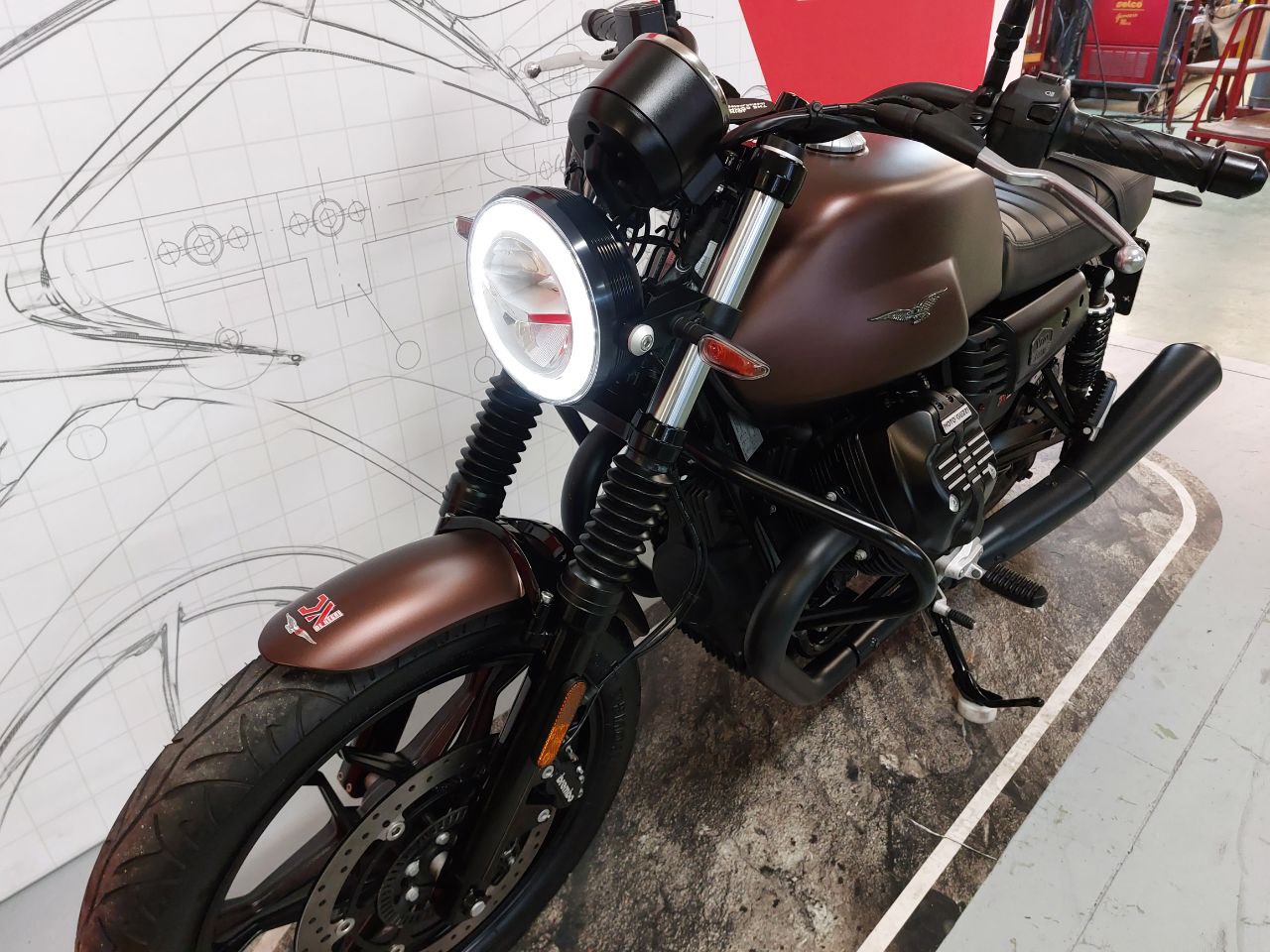 Moto GUZZI V7 STONE III2020 EUR6200 (2)