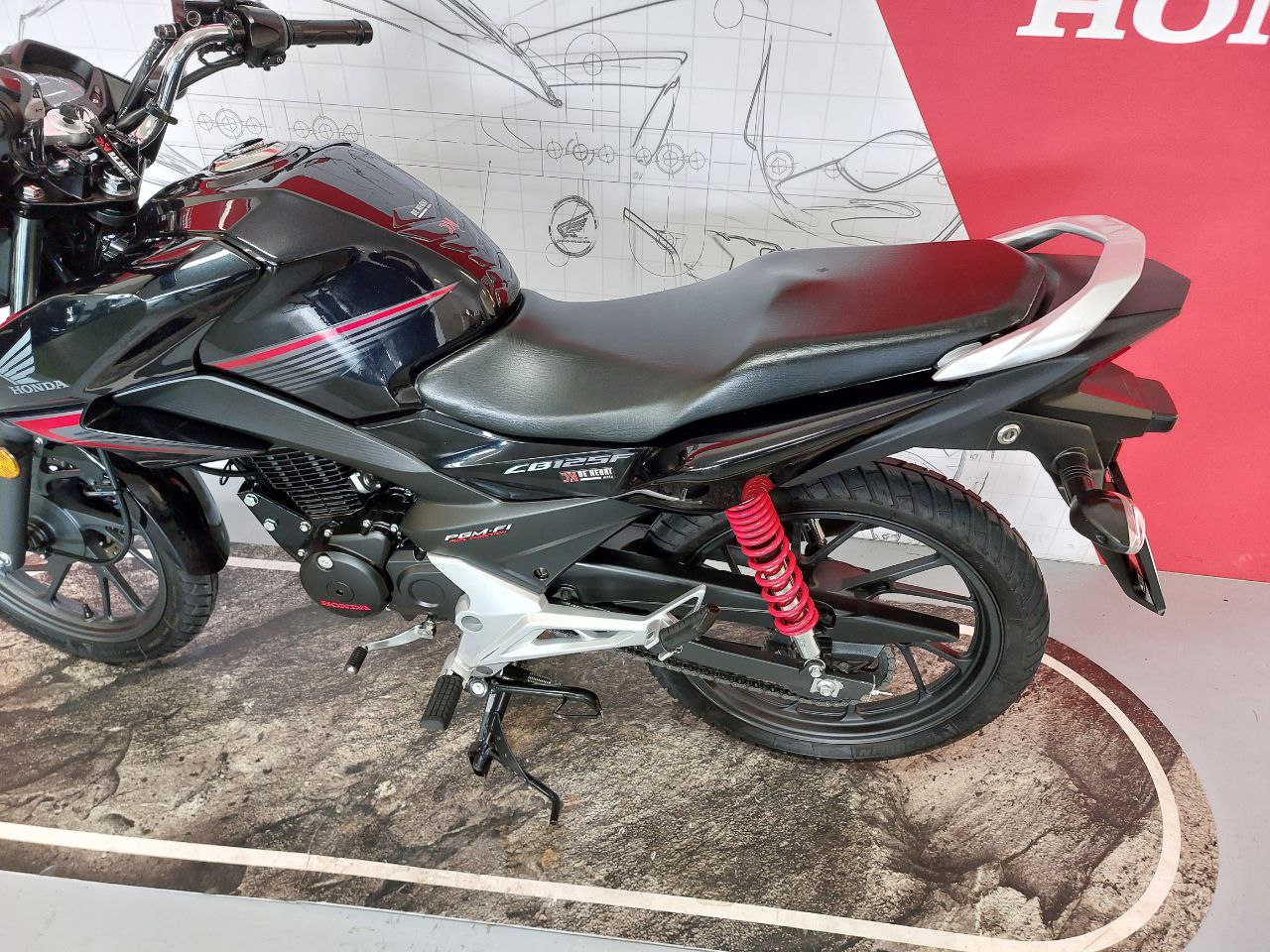 HONDA CB125F 2018 (5)