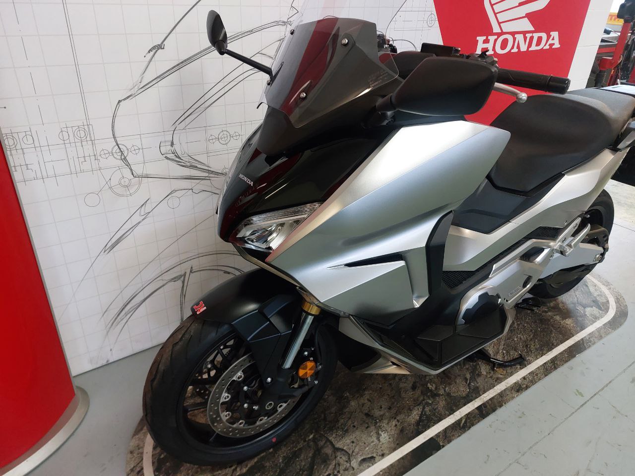 HONDA FORZA750 ARG 2021 8300EUR (3)