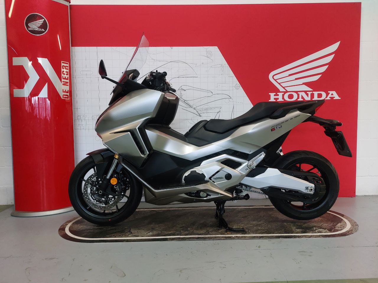 HONDA FORZA750 ARG 2021 8300EUR