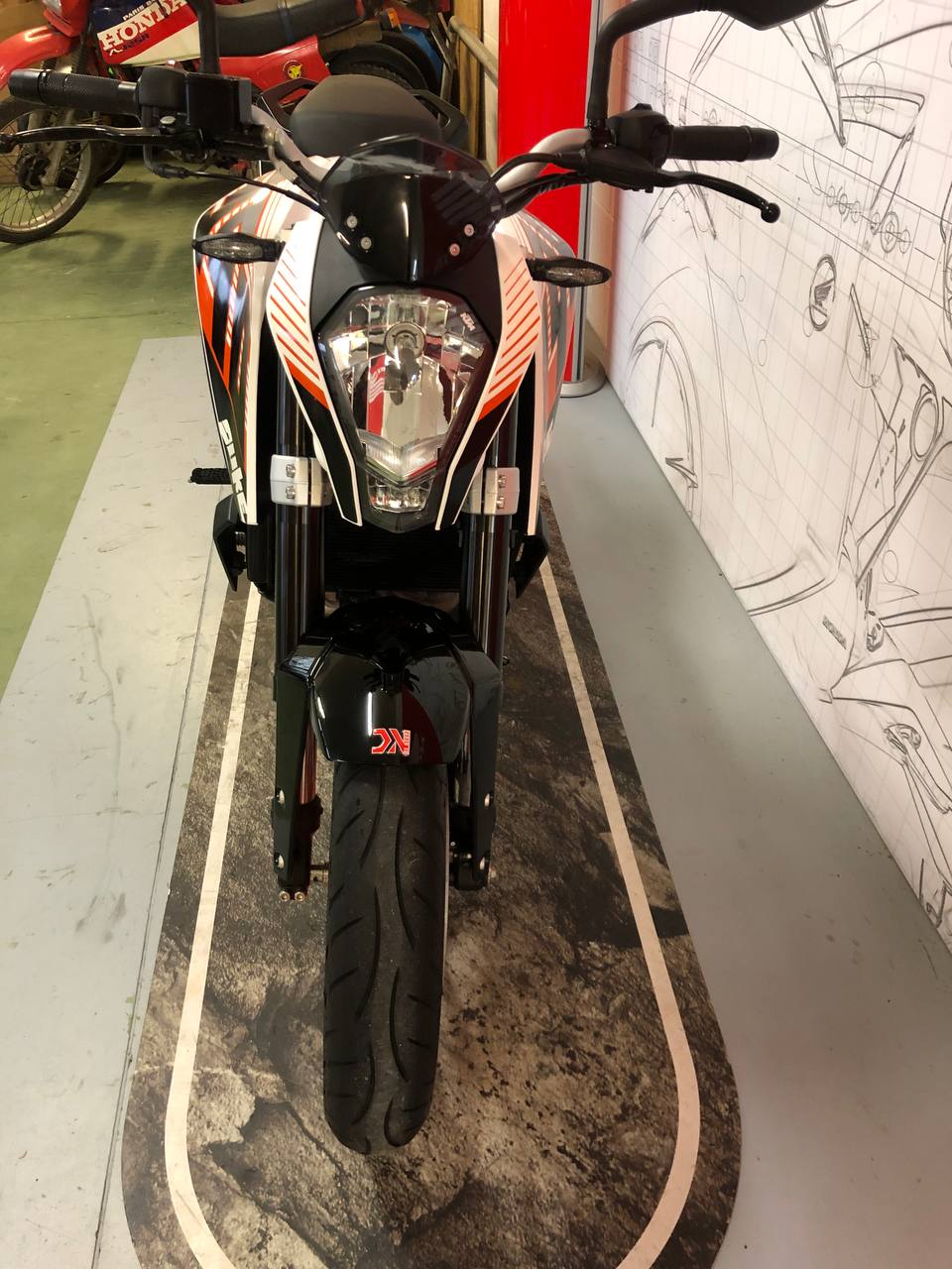 KTM DUKE 390 2016 3500EUR