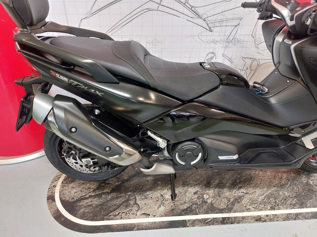 YAMAHA T-MAX 530DX 2019 7700EUR (4)