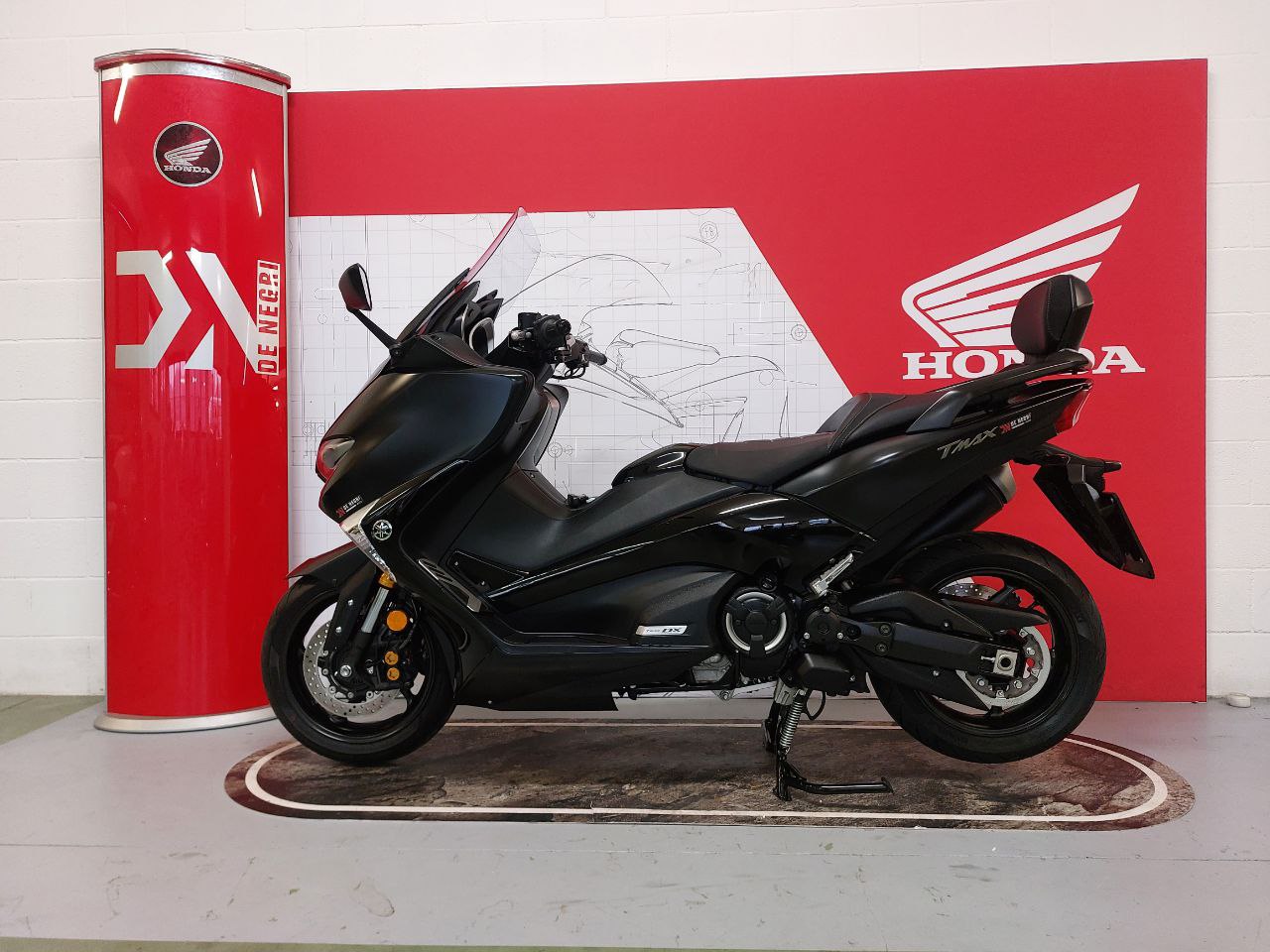 YAMAHA T-MAX 530DX 2019 7700EUR